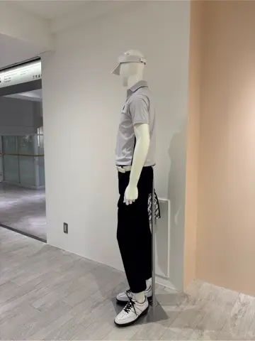 23区GOLF 松屋スタッフ コーディネート画像