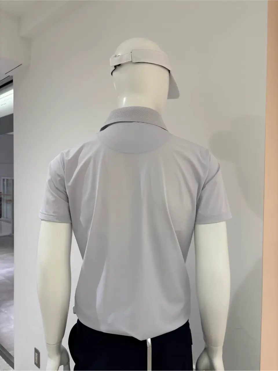 23区GOLF 松屋スタッフ コーディネート画像