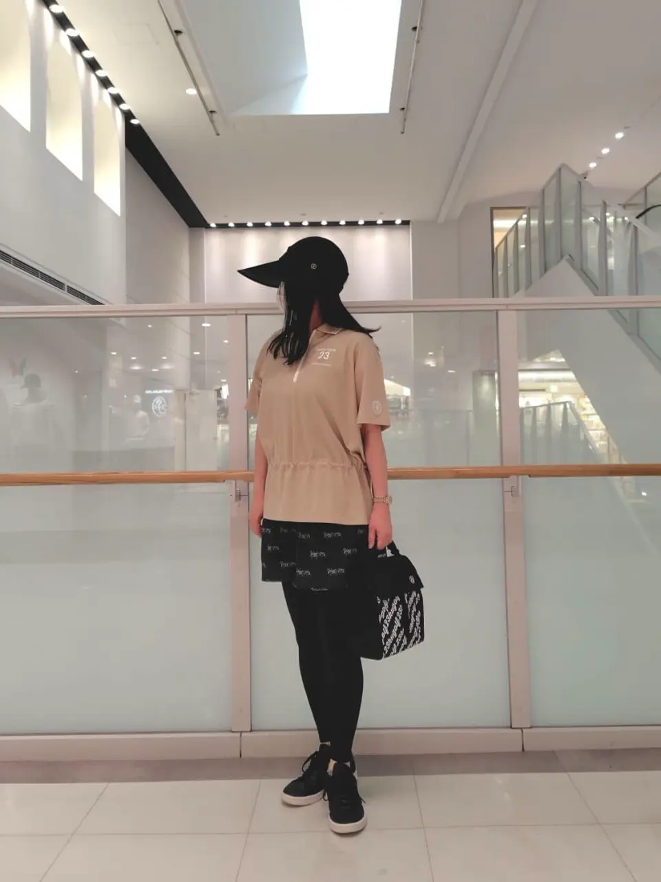 23区GOLF スタッフ コーディネート画像