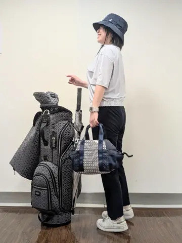 23区GOLF 市川真理子 コーディネート画像