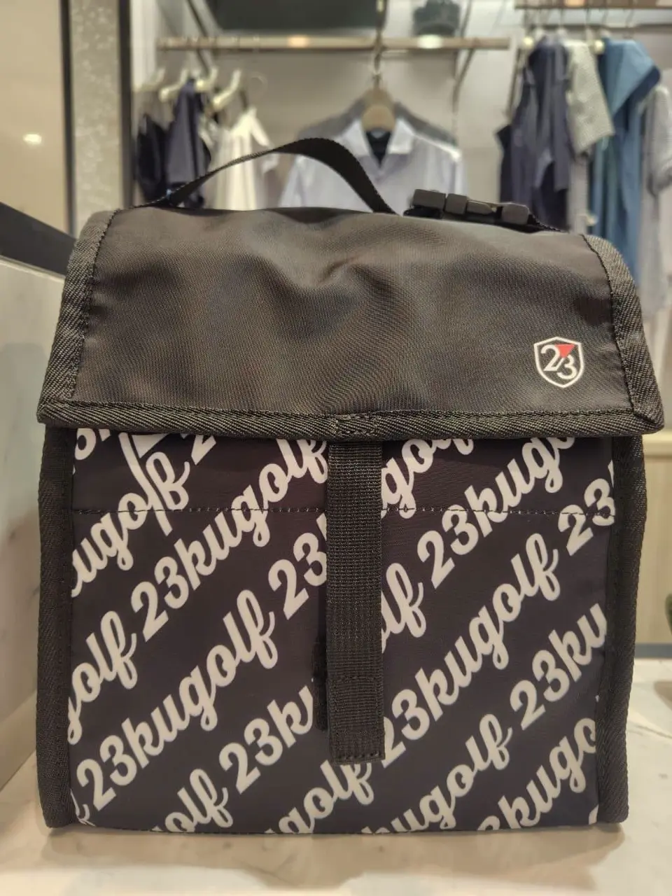 23区GOLF スタッフ コーディネート画像