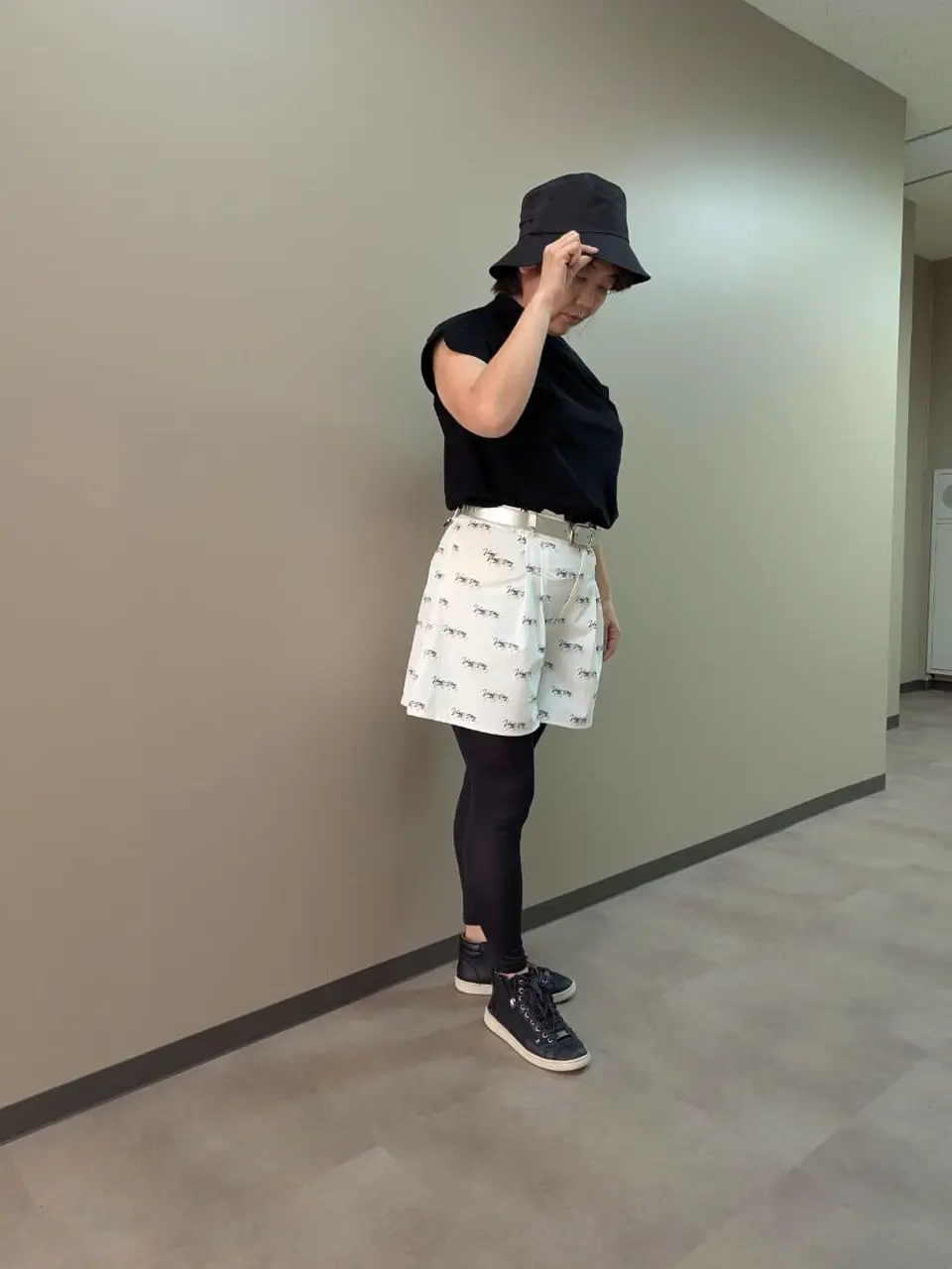  すみ コーディネート画像