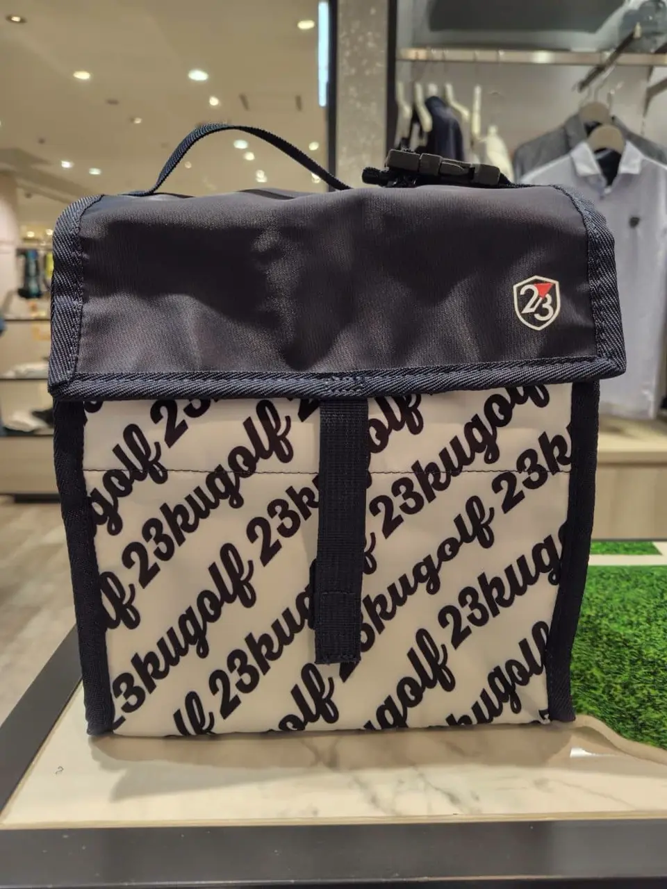 23区GOLF スタッフ コーディネート画像