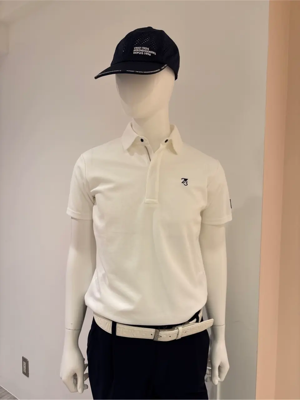 23区GOLF 松屋スタッフ コーディネート画像