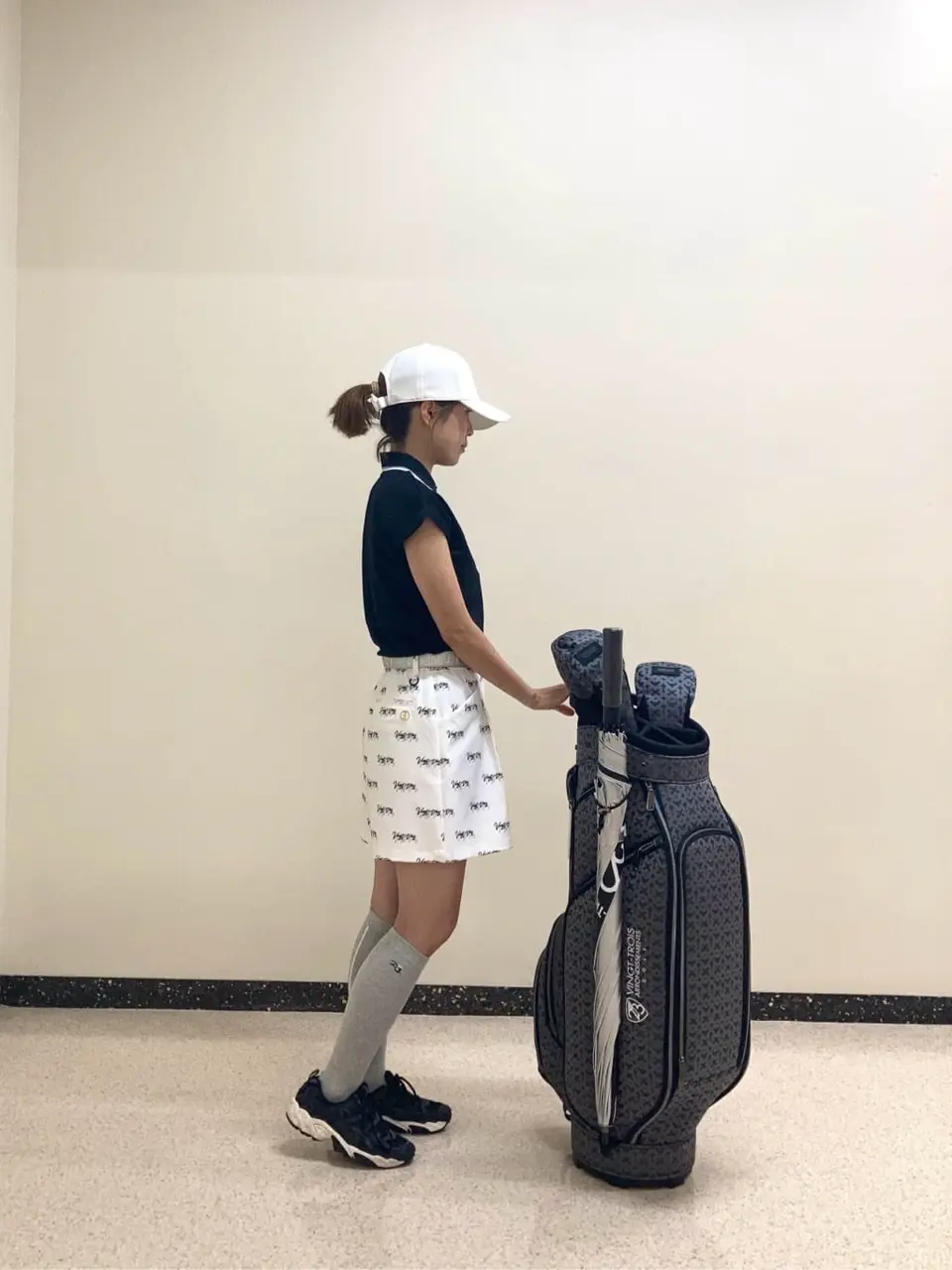 23区GOLF 久米 コーディネート画像