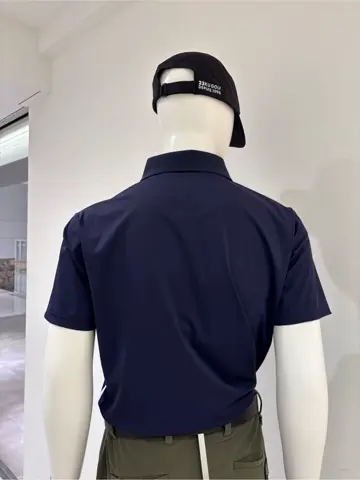 23区GOLF 松屋スタッフ コーディネート画像