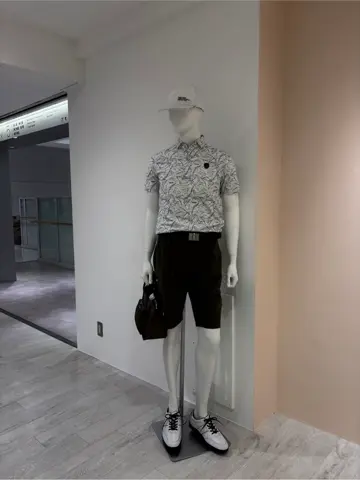 23区GOLF 松屋スタッフ コーディネート画像