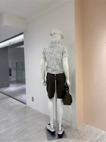 23区GOLF 松屋スタッフ コーディネート画像