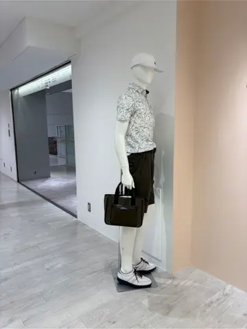 23区GOLF 松屋スタッフ コーディネート画像