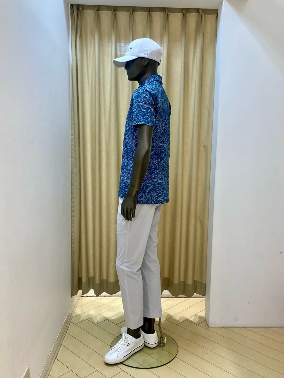 23区GOLF スタッフ コーディネート画像