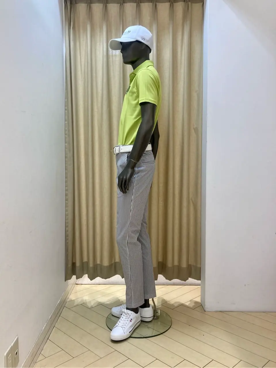 23区GOLF スタッフ コーディネート画像