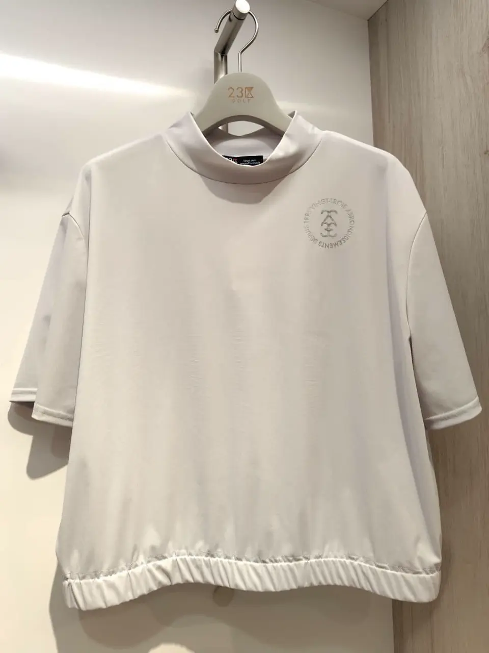 23区GOLF スタッフ コーディネート画像