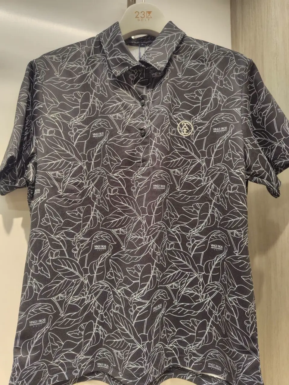 23区GOLF スタッフ コーディネート画像