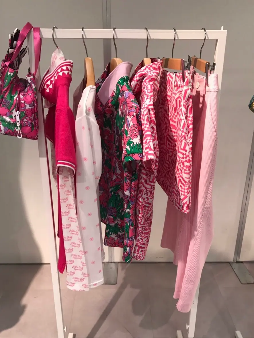 23区GOLF 楠 コーディネート画像