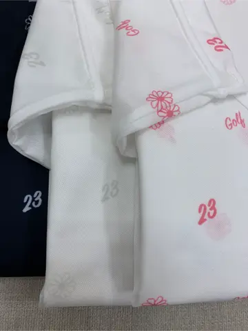 23区GOLF 松屋スタッフ コーディネート画像