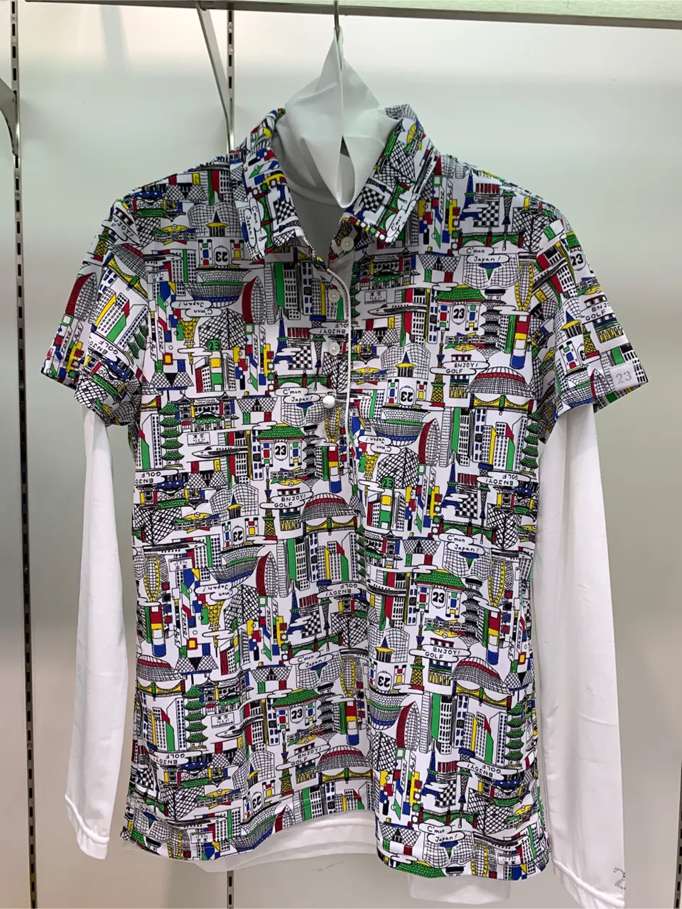 23区GOLF 松屋スタッフ コーディネート画像