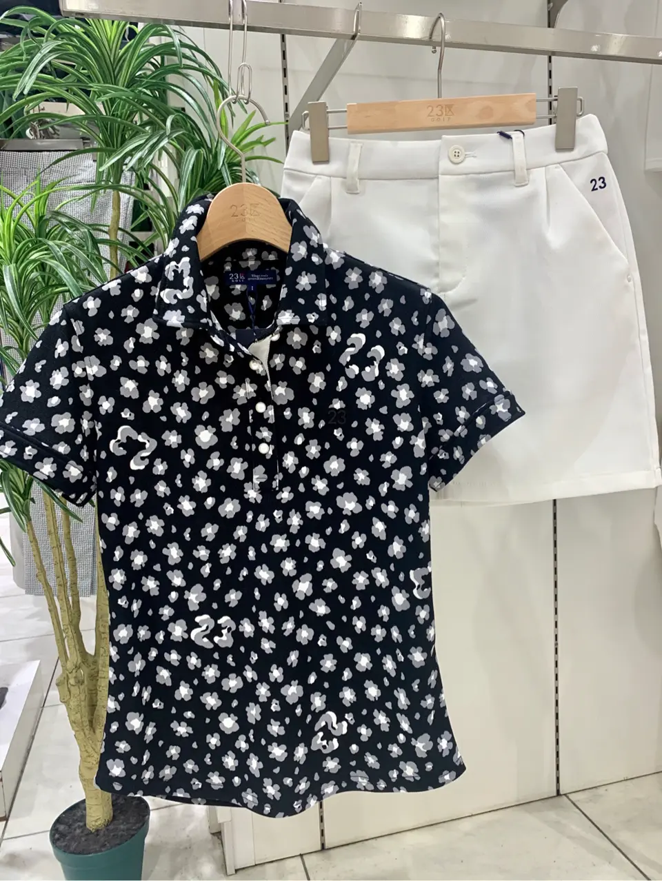 23区GOLF 上野 コーディネート画像