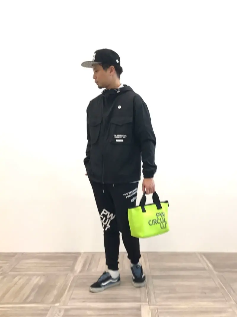  伊藤 コーディネート画像