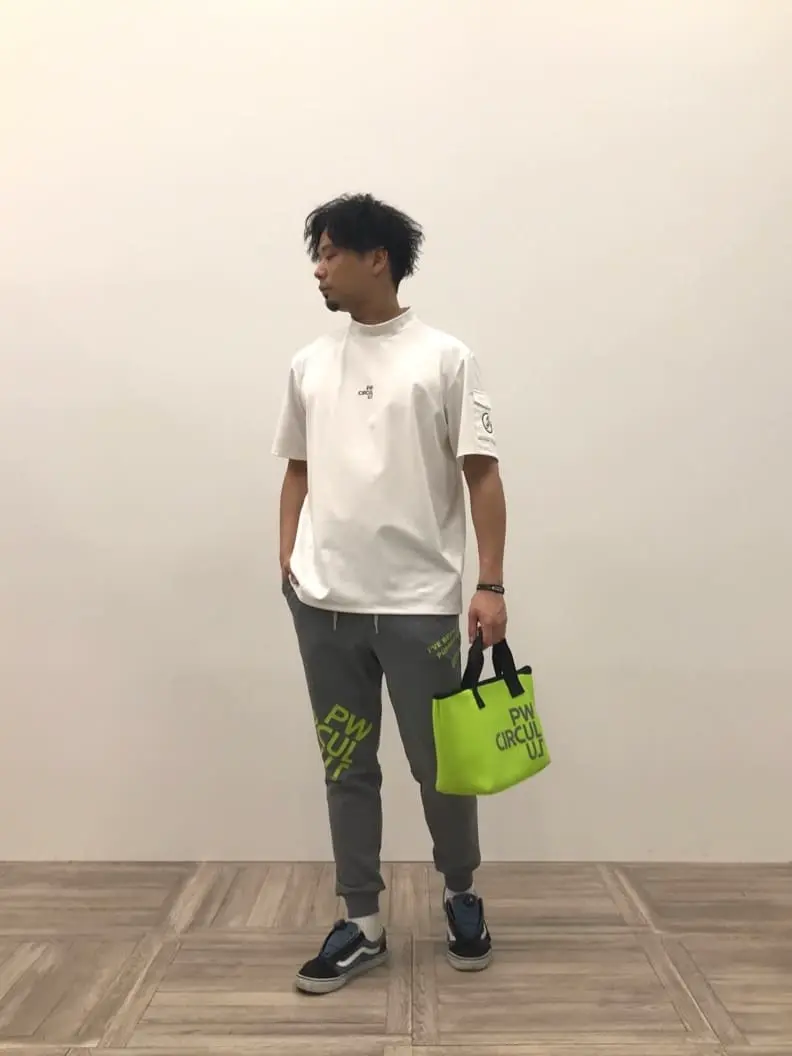  伊藤 コーディネート画像