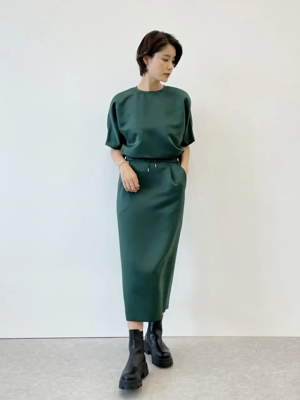  国府美咲 コーディネート画像