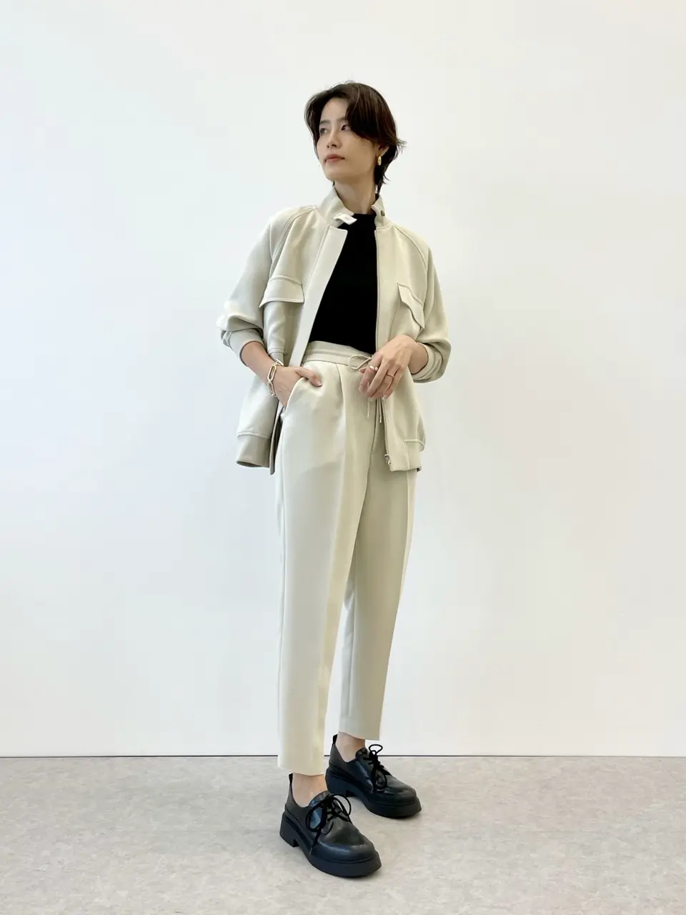  国府美咲 コーディネート画像