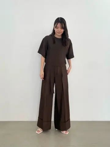 uncrave 若杉 コーディネート画像