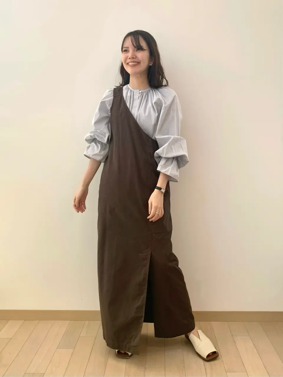 #Newans 若杉 コーディネート画像