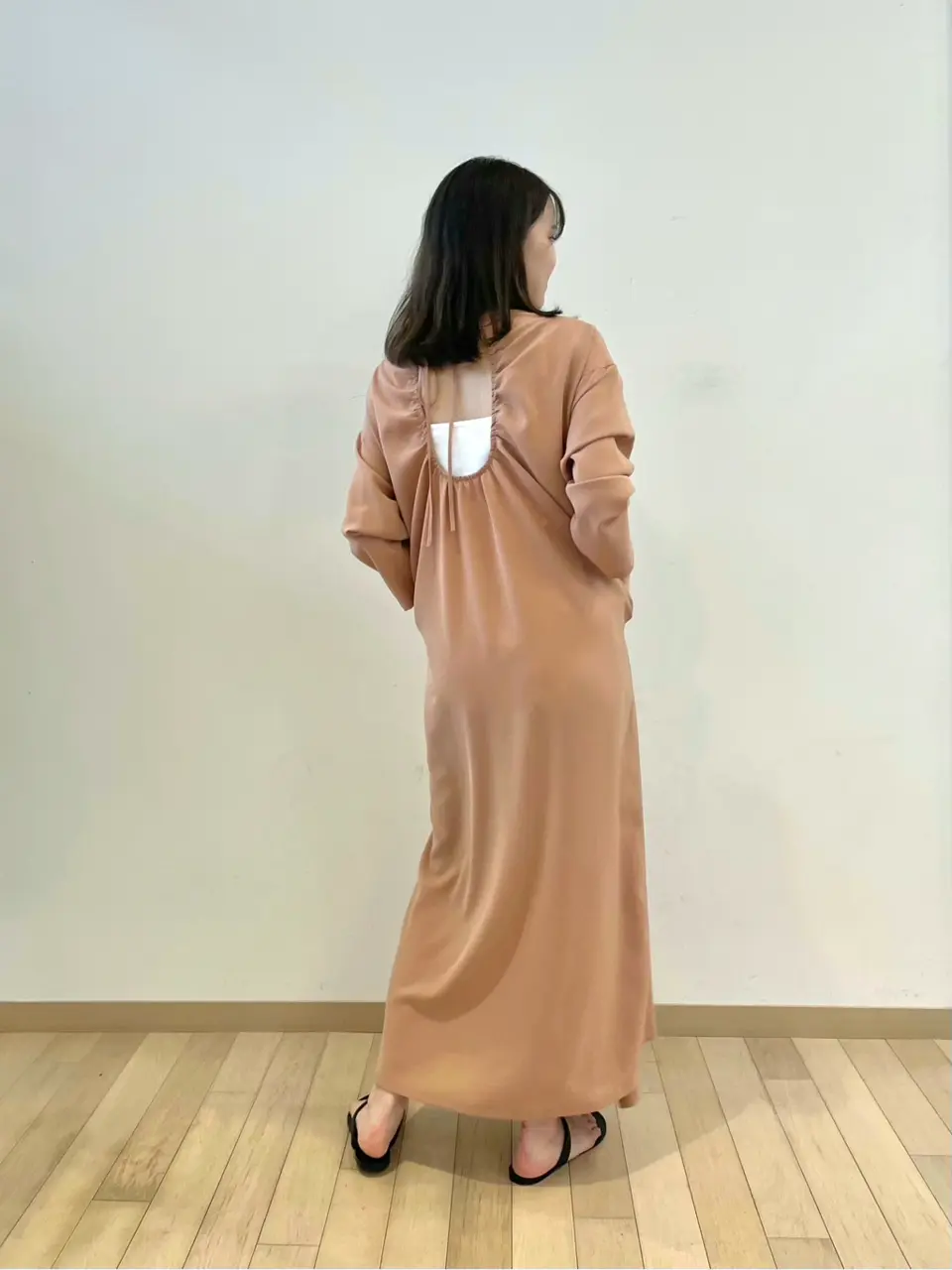 #Newans 若杉 コーディネート画像