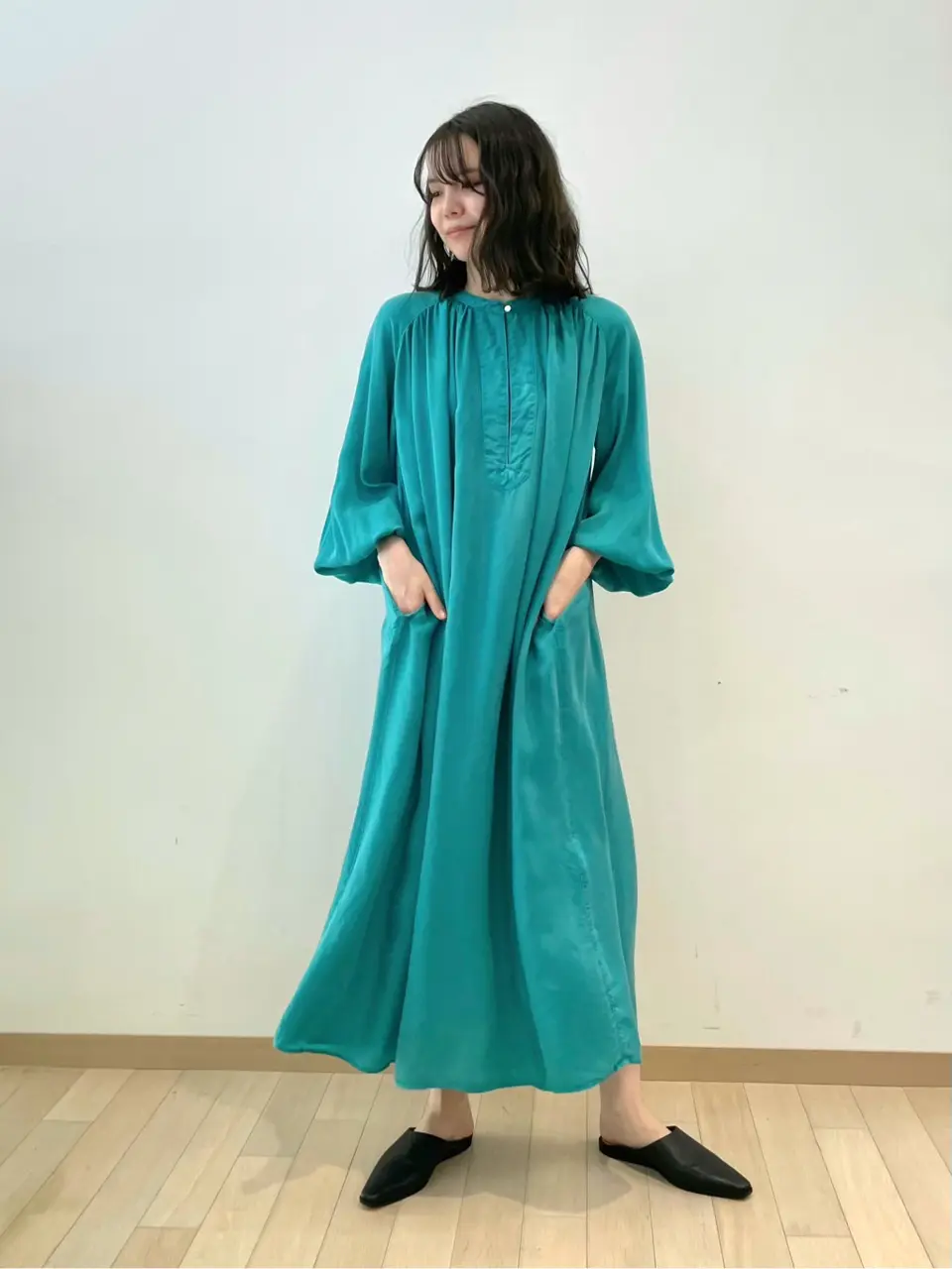 #Newans 若杉 コーディネート画像