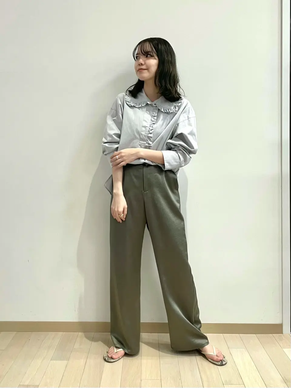 #Newans 若杉 コーディネート画像