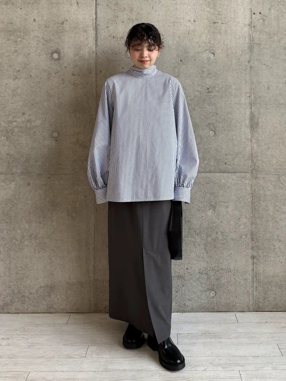 【新品】Newans♡ニュアンス フリルブルゾン 撥水加工付きレインコート0 OMNES（ファッション） ブルゾン アウター 撥水加工ナイロンノー