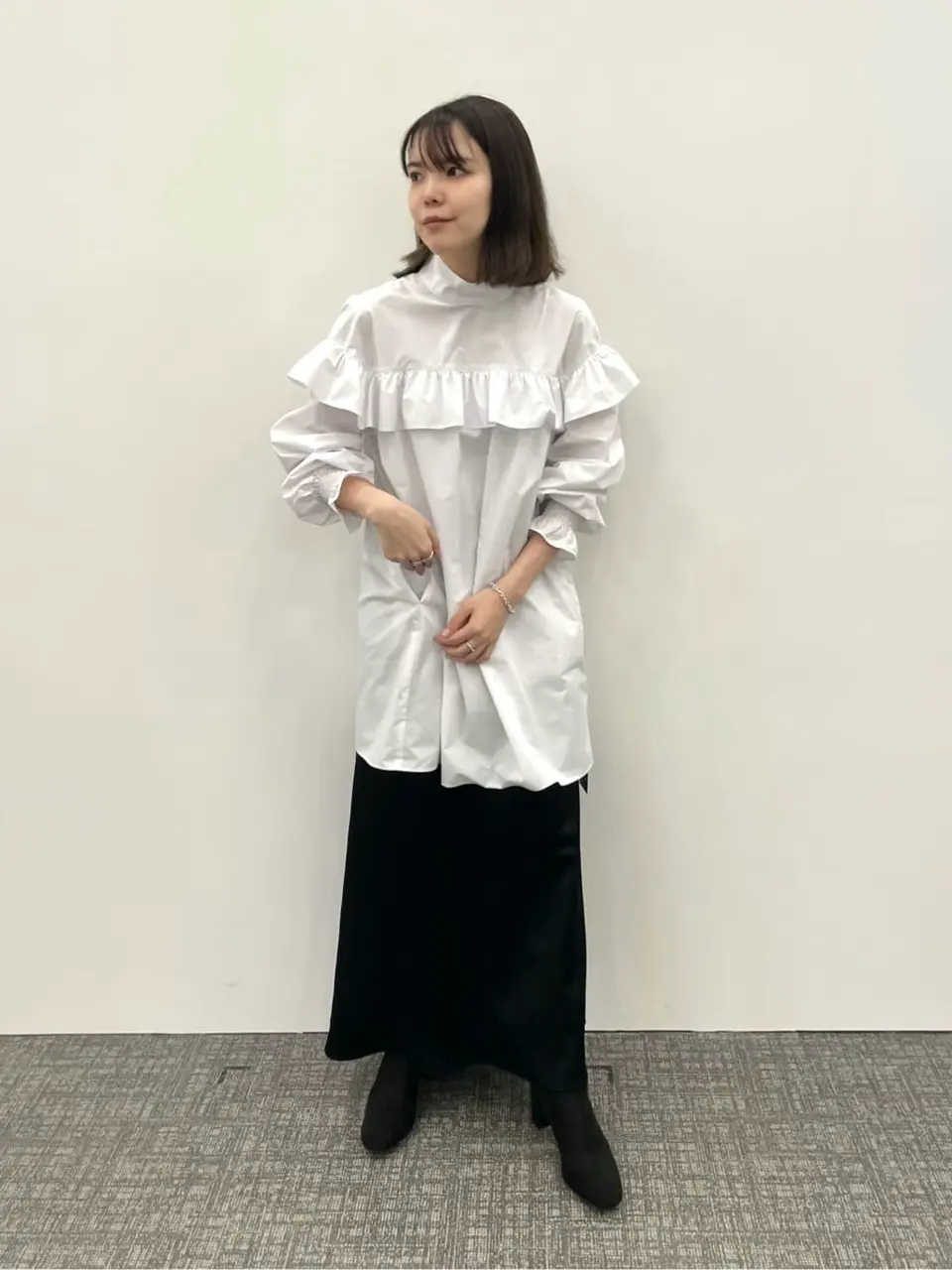 #Newans 若杉 コーディネート画像