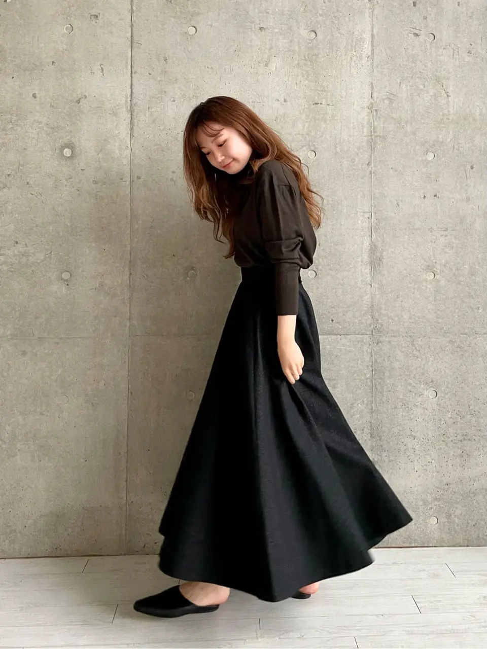 #Newans 世古 コーディネート画像