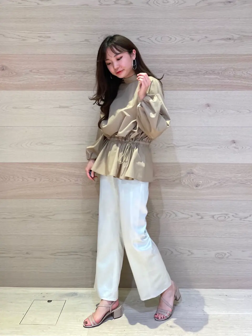 #Newans 世古 コーディネート画像