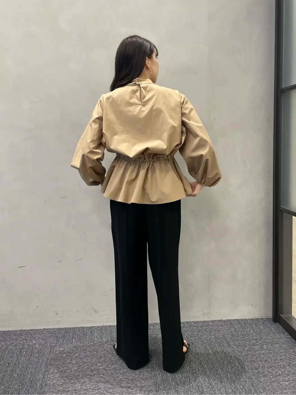 #Newans 若杉 コーディネート画像