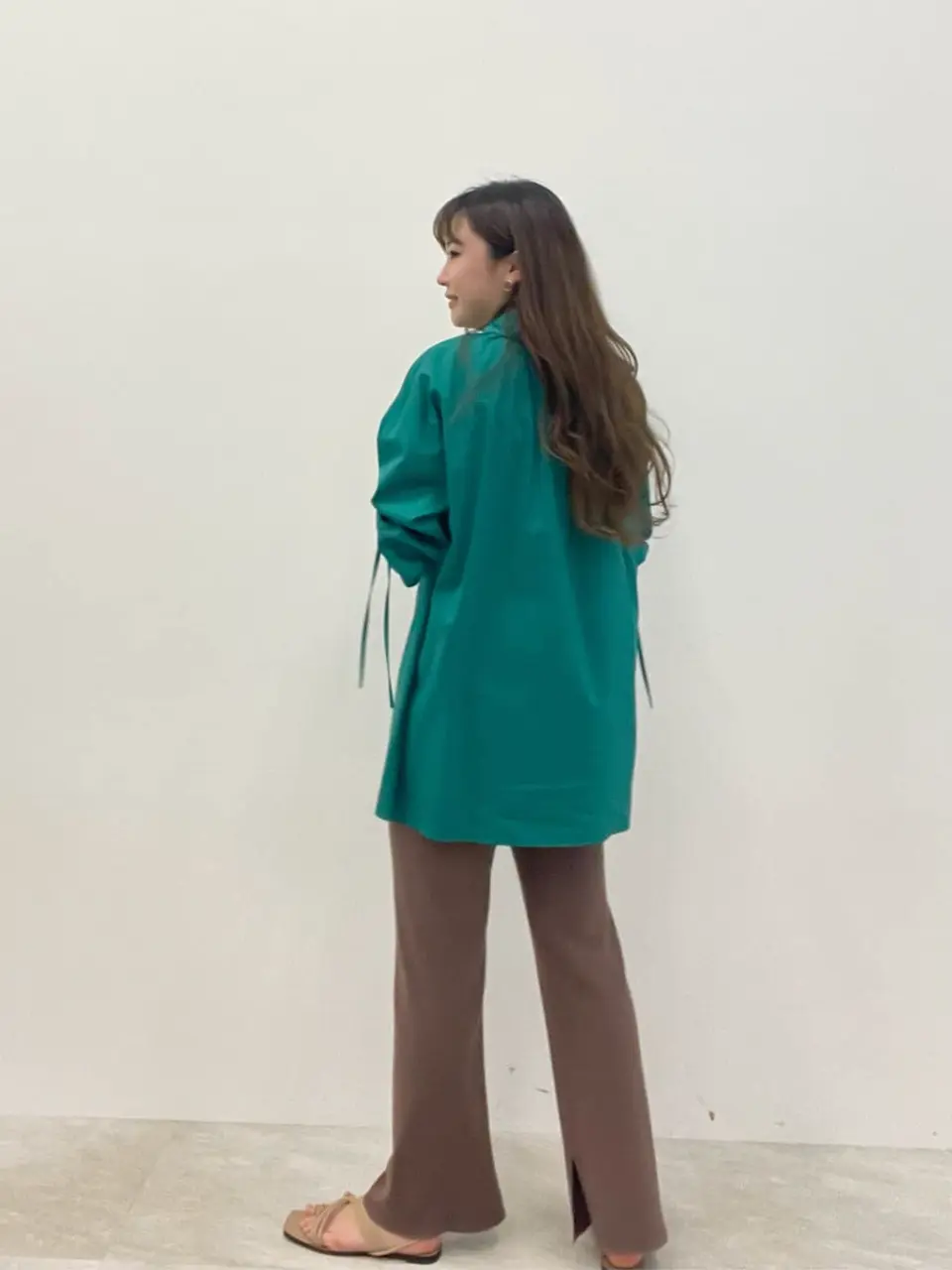 #Newans 世古 コーディネート画像