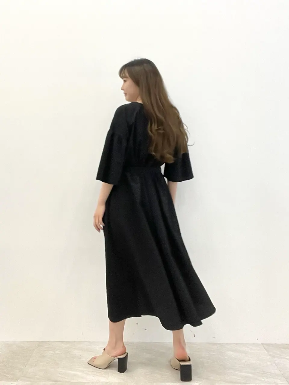 #Newans 世古 コーディネート画像