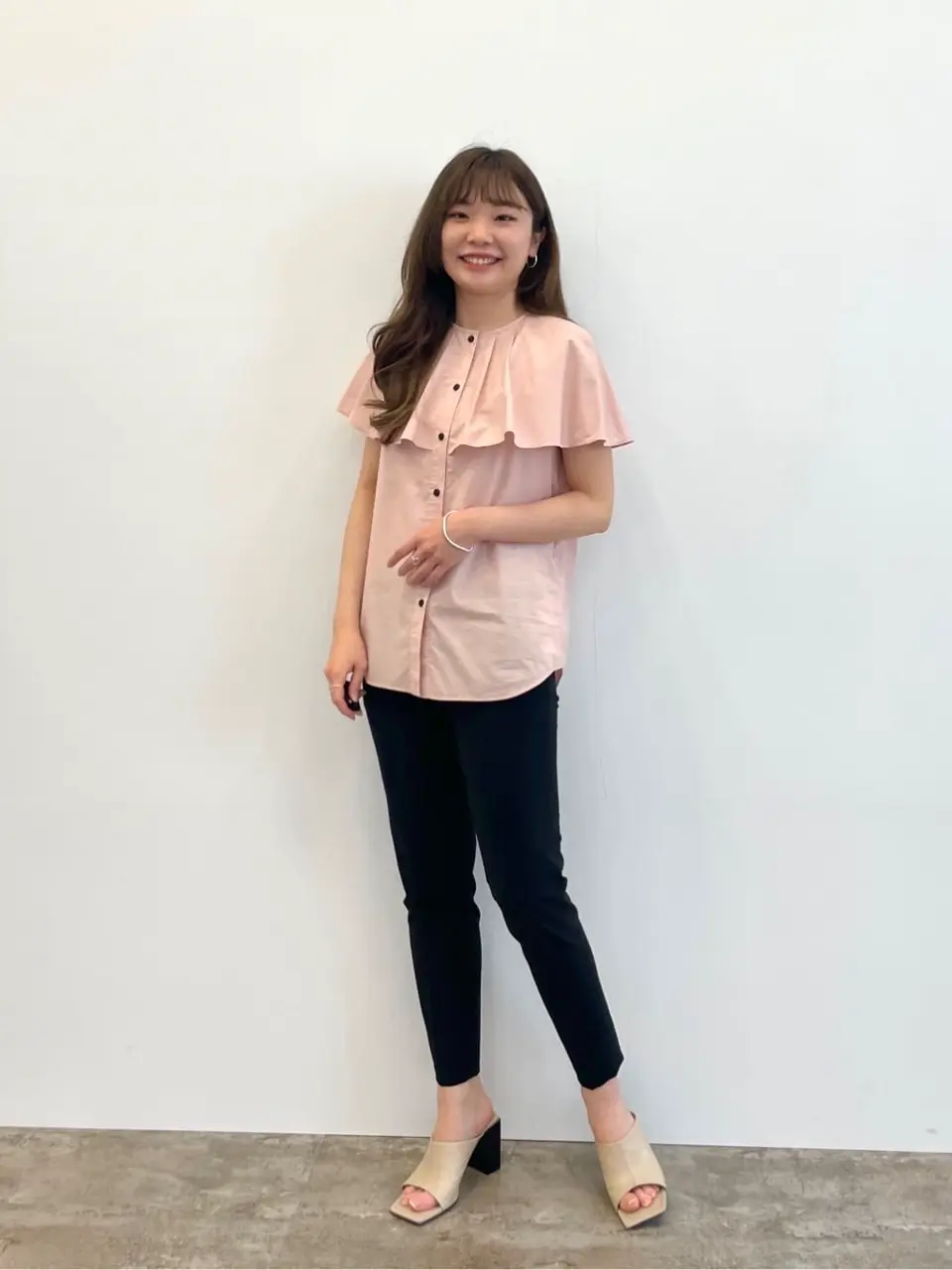 #Newans 世古 コーディネート画像