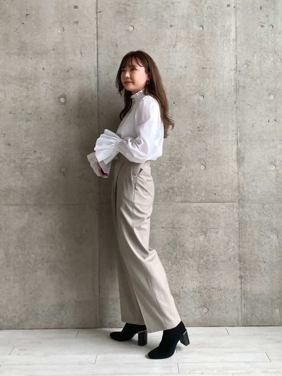 #Newans 世古 コーディネート画像