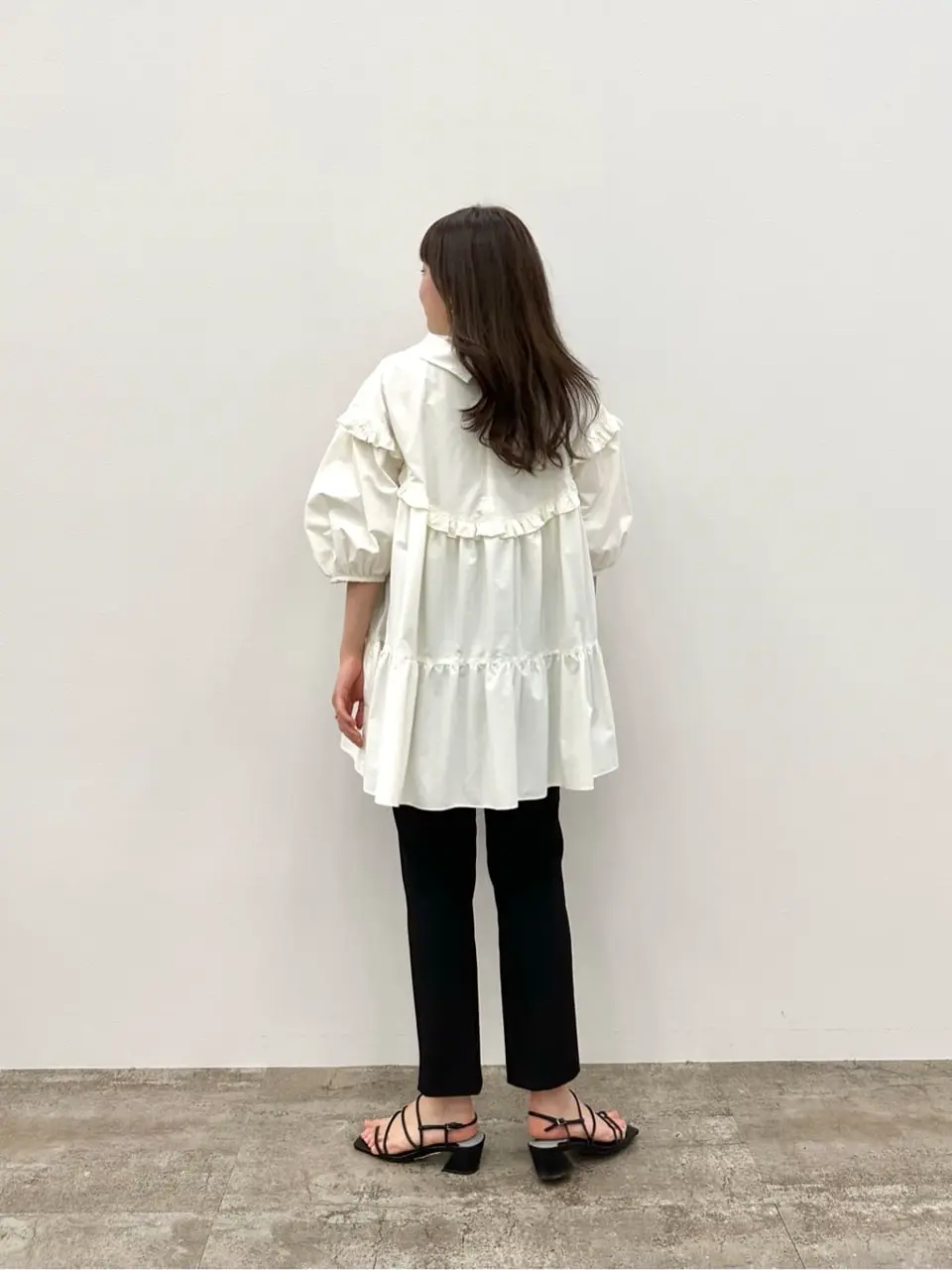 #Newans 世古 コーディネート画像