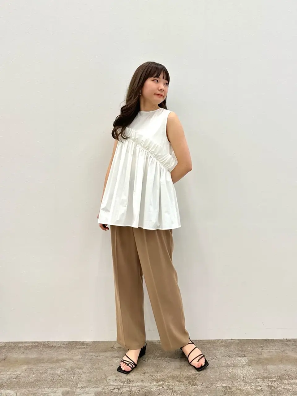 #Newans 世古 コーディネート画像