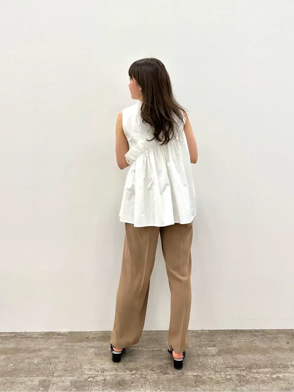 #Newans 世古 コーディネート画像