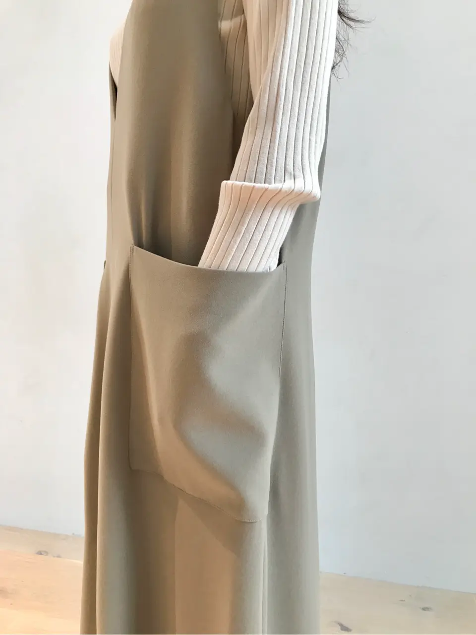 #Newans 世古 コーディネート画像