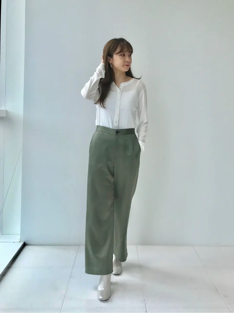 #Newans 世古 コーディネート画像