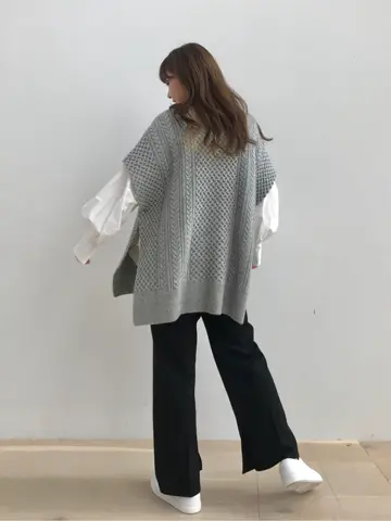 #Newans 世古 コーディネート画像