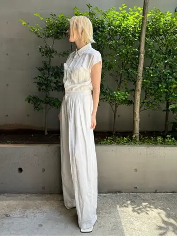 NAVE 江坂 コーディネート画像