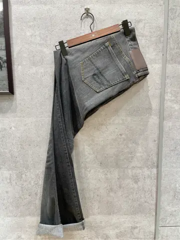 JOSEPH ABBOUD 二澤 コーディネート画像