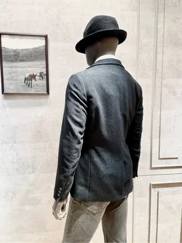 JOSEPH ABBOUD 二澤 コーディネート画像