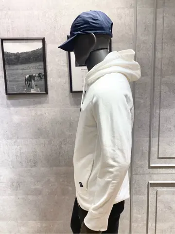 JOSEPH ABBOUD 東　 コーディネート画像