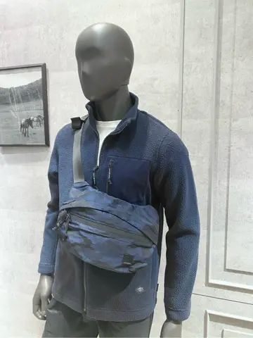 JOSEPH ABBOUD 東　 コーディネート画像